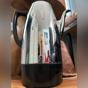 Vintage DURALUX 9 cup Electric Automatic Percolator Coffee Maker Cat.No. 1698-2